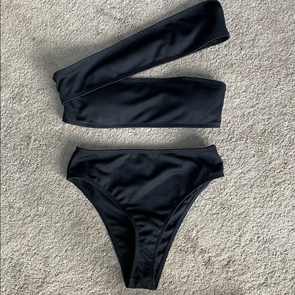 Shein 2 pc black cross shoulder bikini small